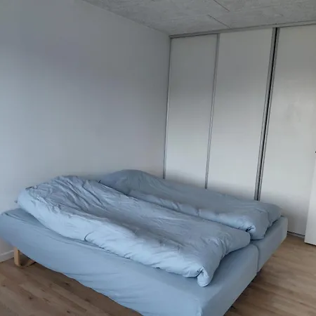 Apartment In Area