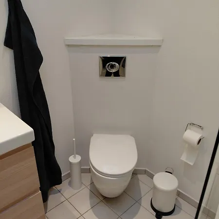 Apartment In Area *